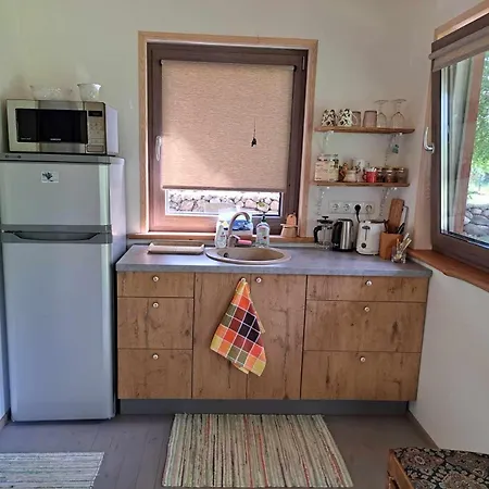 Holiday home Mugavustega Majake Kahele Muhumaal Paenase