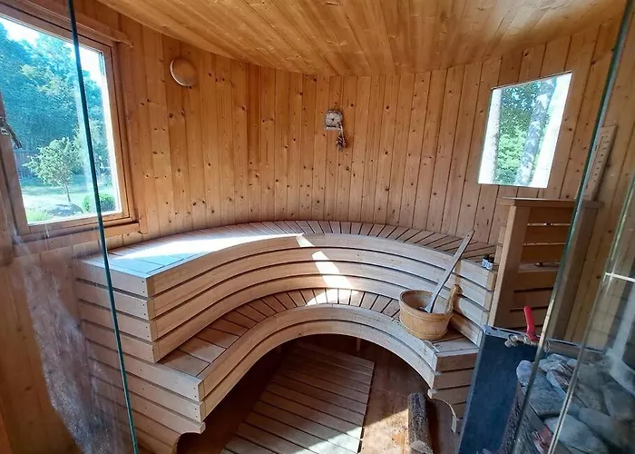 Mugavustega Majake Kahele Muhumaal Puhkemaja *